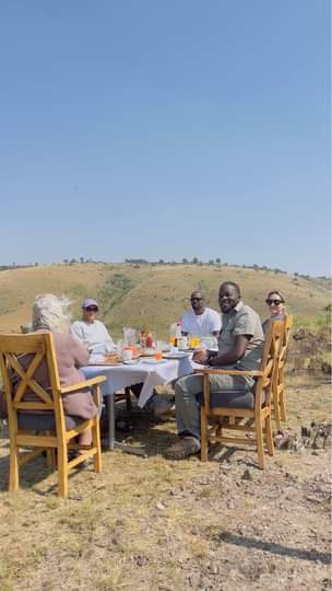 A picture of Safari car hire and tour packages