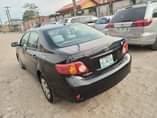 A picture of 2009 1 year used first 2009 Toyota Corolla le Corrola