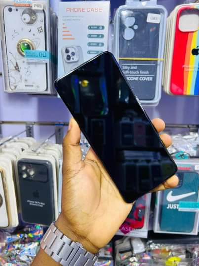A picture of Samsung galaxy S20 Ultra 5G