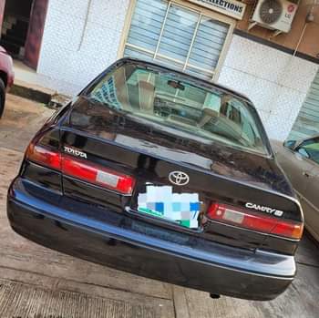 A picture of Toyota camry tiny light