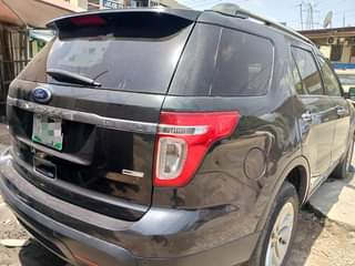 A picture of Ford Explorer 2014