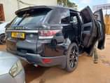 A picture of RANGE ROVER MODEL 2014 PRICE 200M DIESEL ENGINE CC 3.0