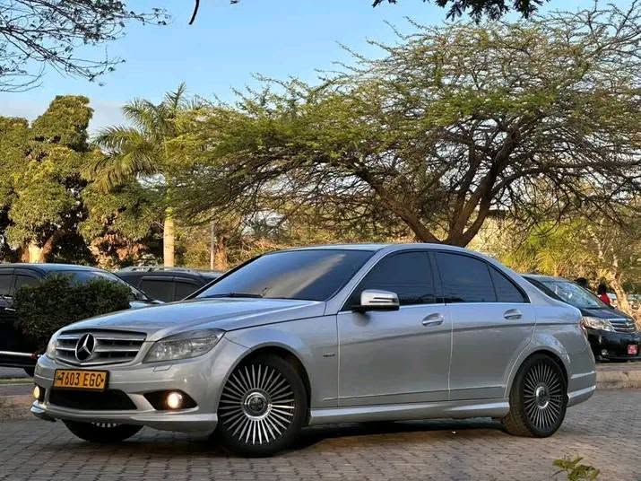 A picture of Mercedes Kali sana