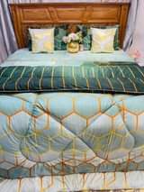 A picture of DUVET