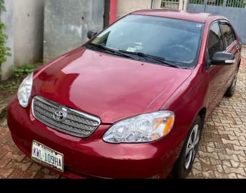 A picture of This is a very clean first body 2007 corrolla with