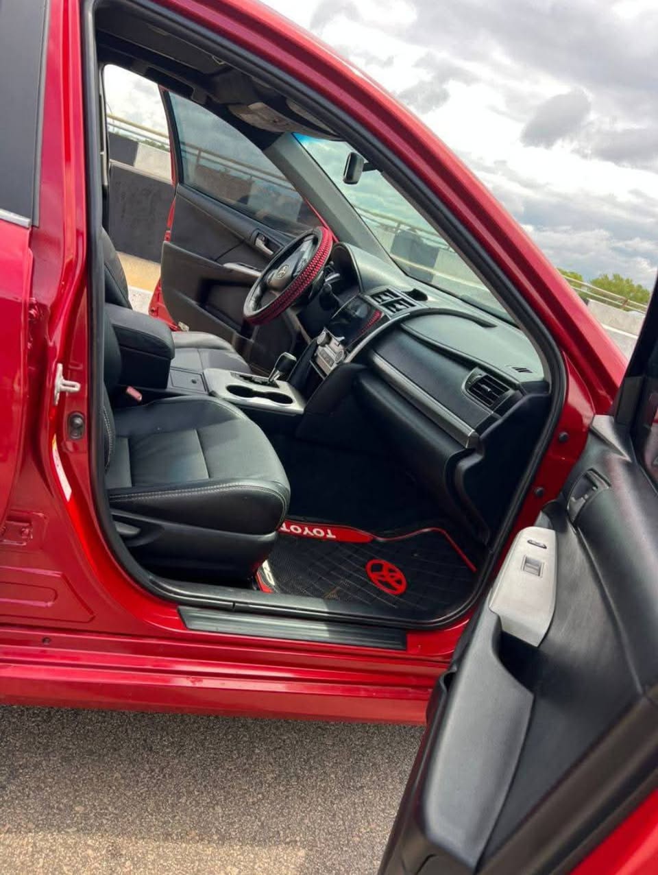 A picture of Toyota Camry 013