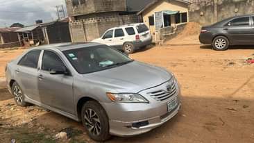 A picture of 2009 Toyota Camry sports