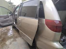 A picture of Registered 2006 Toyota Sienna LE Baked On First Body