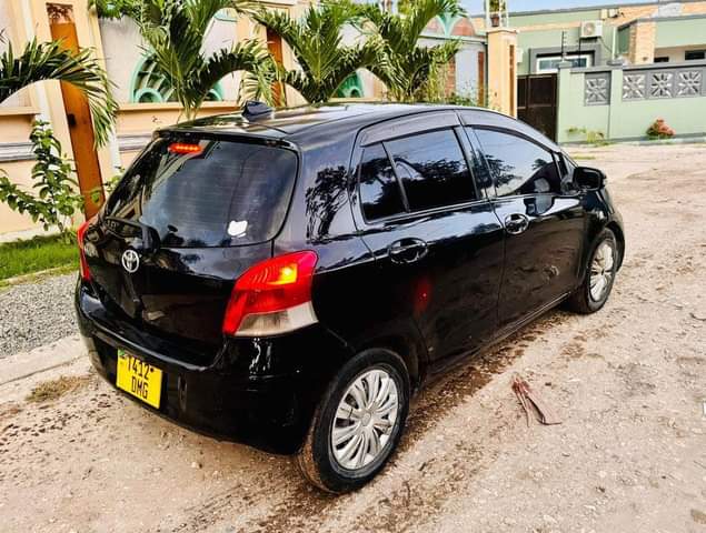 A picture of Toyota VITZ
