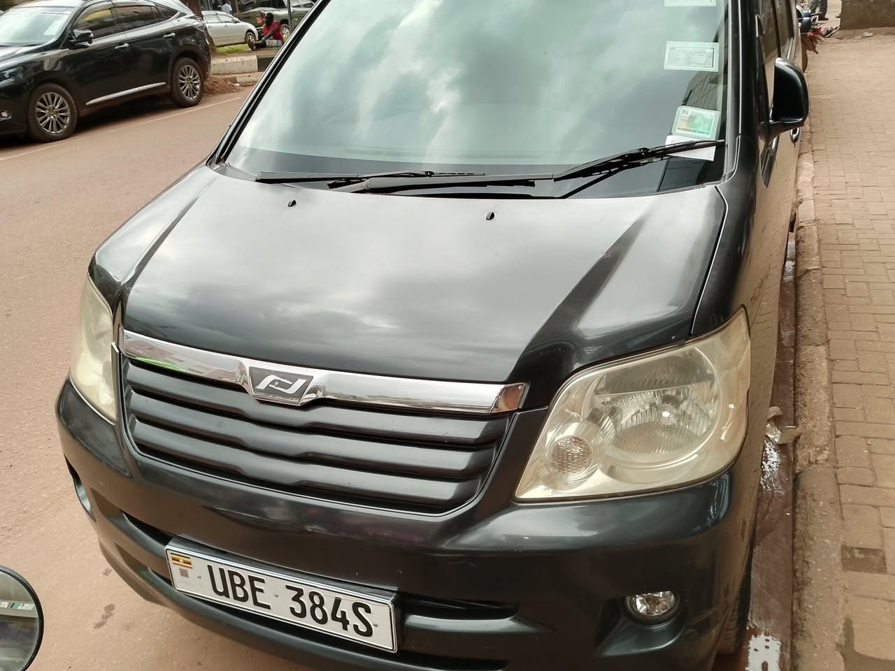 used toyota noah