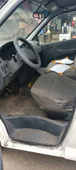 A picture of Toyota bus pure tokubo automatic transmission 6 5