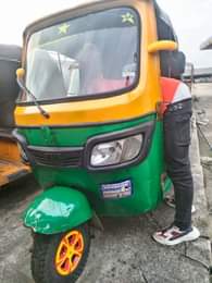 A picture of Fastest finger neatly used Grade A engine Keke napep for