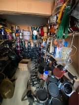 A picture of Uk Used Musicals and studio equipments