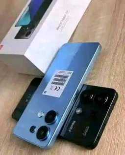 A picture of Lipa polepole phones