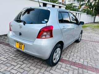 A picture of Toyota vitz new