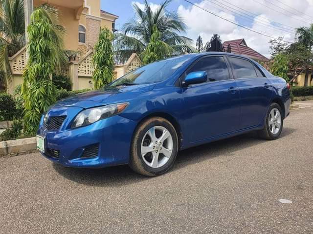 A picture of 2009 TOYOTA COROLLA
