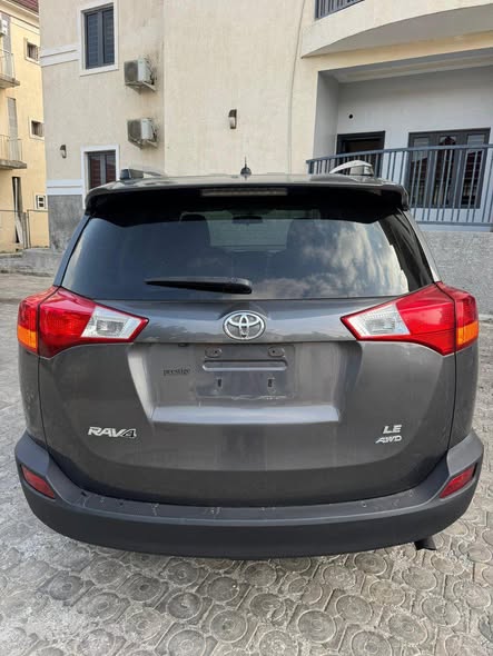 A picture of Car