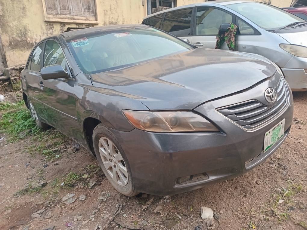 A picture of Toyota camry 2008 v6. Bad Engine.