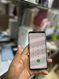 A picture of S9 clean 4 64gb