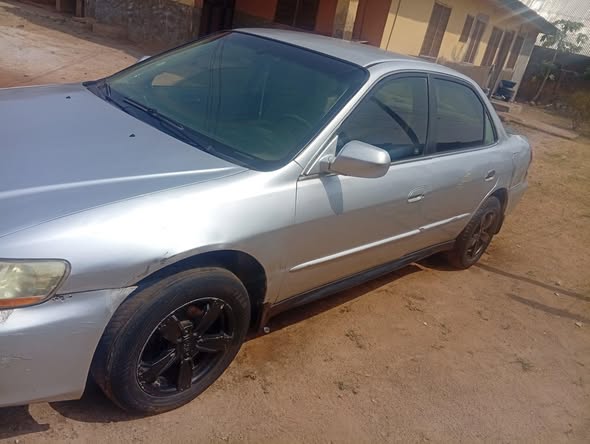 A picture of 2002 Honda honda