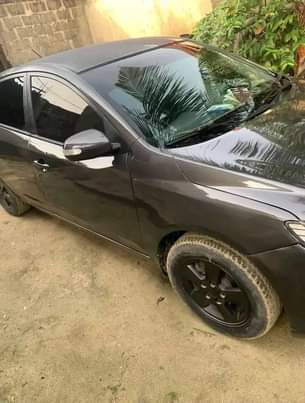 A picture of Kia CREATO