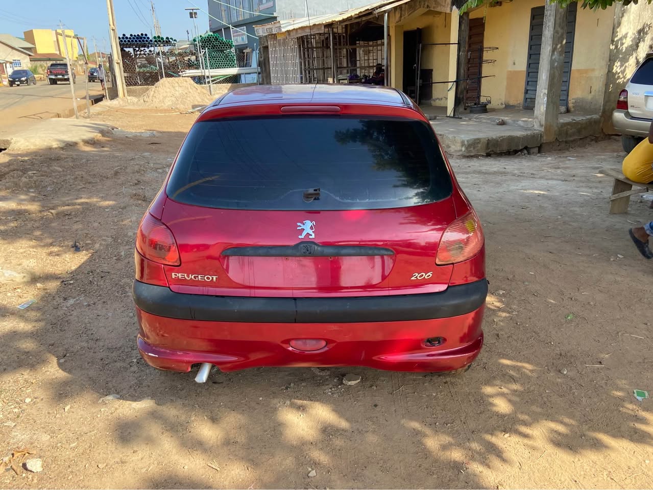 A picture of Peugeot 206