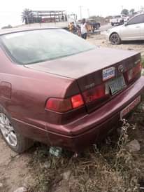 A picture of Toyota Camry drop light Engine is as cool as water