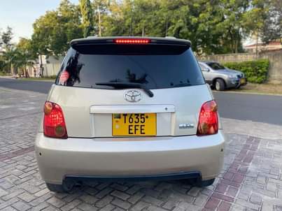 A picture of TOYOTA IST INAUZWA