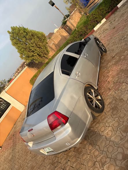 A picture of Mitsubishi outlander 2006