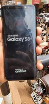 A picture of S8 0f 64 gb No cracks Battery 100 O704273900