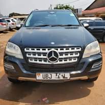 A picture of ML350 2008 53M