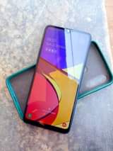 A picture of Samsung a20s