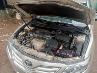 A picture of 2010 Toyota Camry V4