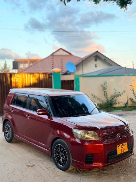 A picture of TOYOTA RUMION Year 2009 Fuel Petrol Engine 1490cc Low Mileage