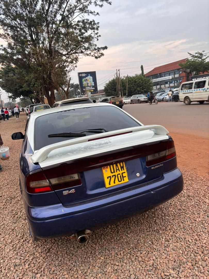 A picture of Subaru b4