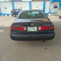 A picture of Toyota Camry 02 model baked on first body 9ja used