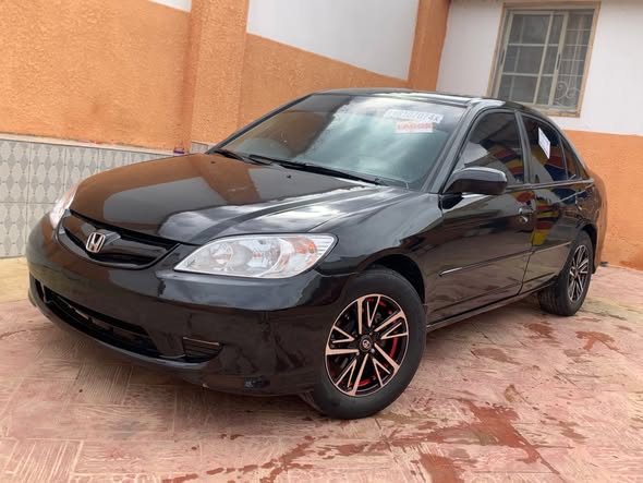 A picture of DISTRESS SALES HONDA CIVIC BANKER FULL 2005MODEL BELGIUM STANDARD UNTEMPERED