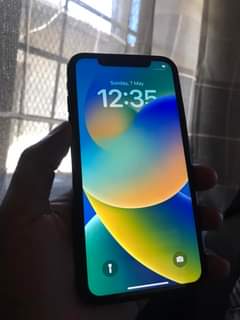 A picture of iPhone 11 plain 64GB