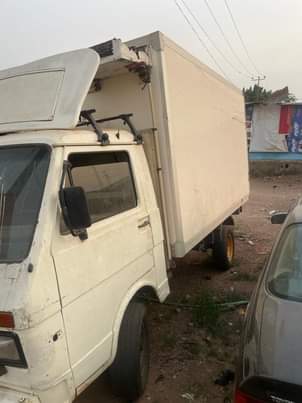 A picture of Lt31 6 cylinder Carburetor Petrol Engine gear Sango otta 2