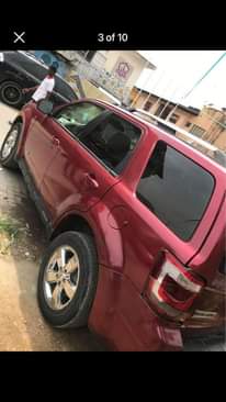 A picture of Ford escape 2008