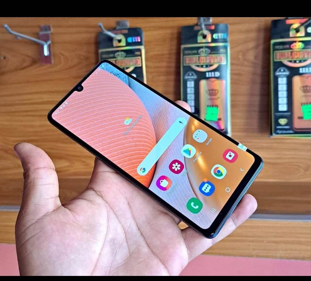 A picture of SAMSUNG GALAXY A42 5G 128gb 220 000