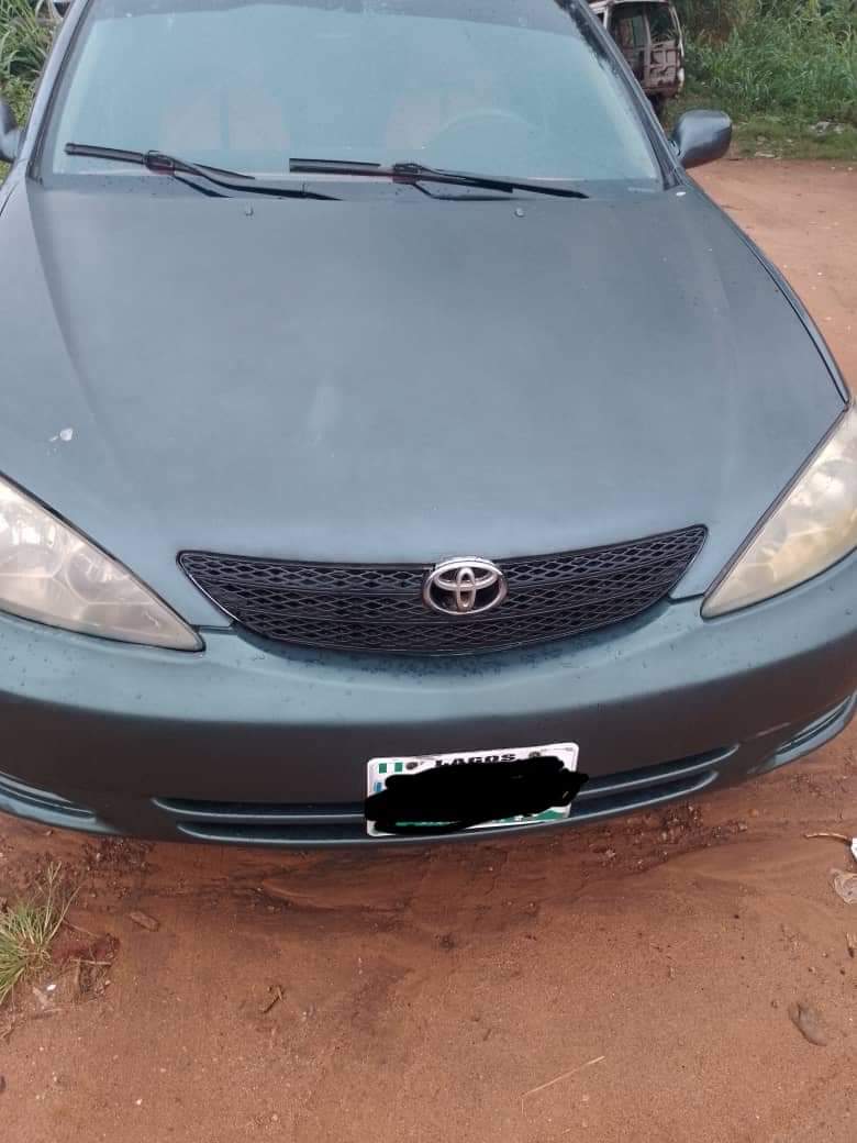 A picture of Toyota Camry XLE 2004 with zero Issue buy and drive