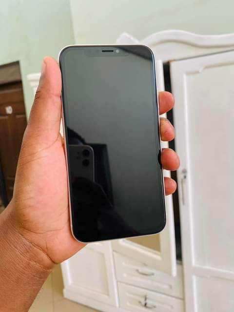 A picture of iPhone XR