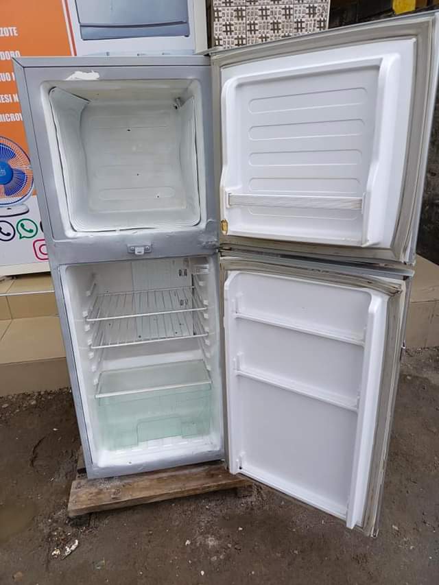 A picture of Mr UK double door inagandsh Sana bei 245000