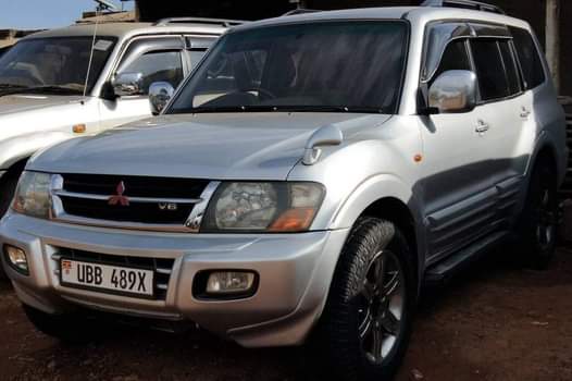 A picture of MISITUBISHI AUTO DIESEL