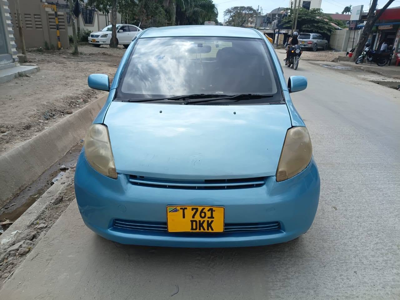 A picture of TOYOTA PASSO 0714058883