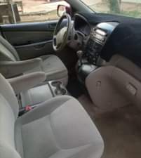 A picture of Danny YunG Smarts Autos Neat Toyota Sienna 06 Very Sound