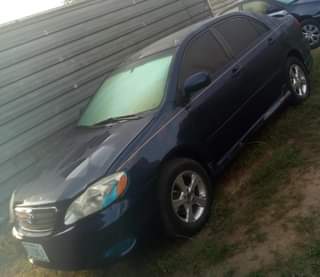 A picture of Toyota corolla 2005