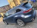 A picture of Awooof deal Toyota Highlander XLE 2015 Engine and gearbox untouched