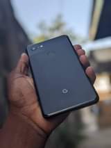 A picture of Google pixel 3XL
